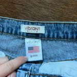 Vibrant Jeans Photo 3