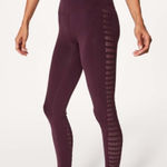 Lululemon Reveal 7/8 Tight Stripes 25" Dark Adobe Burgundy W5AF9S Size 6 Photo 0