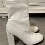 Forever 21 White Go Go boots Photo 0