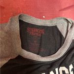 Stranger Things  womens raglan 3/4 sleeve t-shirt black/gray M Photo 2