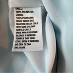 Crown & Ivy Women's Blue and White Geometric Sleeveless Shift Dress Photo 9