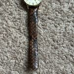 Women’s vintage gold tone vegan leather adjustable watch‎ own size Brown Photo 4