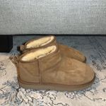UGG  Ultra Mini Chestnut Boots Photo 3