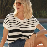 Evereve #202  Ivy Open Weave Tee Sweater Photo 0