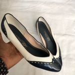 Life Stride Navy blue white vintage 80s  courts pumps kitten heels ballet flats Maryjanes-Size 11 Photo 2
