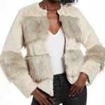 VERO MODA NWT Faux Fur Jacket in Oatmeal L Photo 0