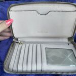 Michael Kors Wallet Photo 1