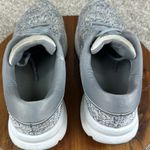 Brooks  launch 5 women’s size 8.5 Photo 7