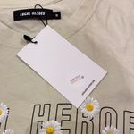 Local Hero’s Tee Size M Photo 2