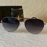 Privé: Gold Tone “The Ace” Aviator Sunglasses Photo 3