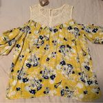 Kori NWT  Yellow Floral Lace Trim Women's blouse Photo 3