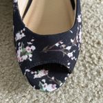 CL by Laundry Black/Pink Floral Fabric Peep Toe Shoes sz 8 Photo 2