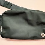 Lululemon  Everywhere Belt Bag 1L Photo 0