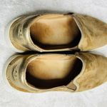 UGG  Cas Women's Size 6.5 Caramel Tan Suede Gold Leather Slip On Comfort Shoes Photo 6
