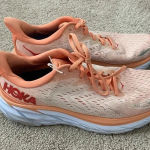 Hoka One One Womens Clifton 8 Orange Running Shoes Sz 9 Photo 0