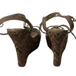 Steve Madden Chevron Peep Toe Platform Sandal Beige Brown Shoes Women's Size 8 Photo 1