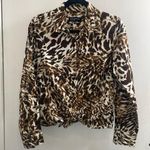 Jones New York  Signature button down, brown, white, tie long sleeve size medium Photo 0