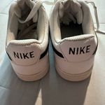 Nike  Cream and Black Low-Top Sneakers Photo 10