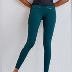 Aday Throw It Higher Leggings Green Photo 0