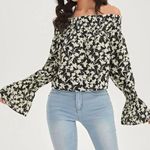 SheIn NWOT Floral Print Off The Shoulder Shirred Flounce Sleeve Blouse. Photo 0
