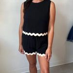 Petal and Pup Katy Short Set in Black Size Small Photo 11
