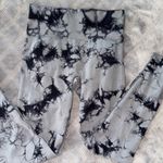 Tie Dye High Waisted Yoga Pants Seamless Scrunch Butt Lifting tummy control M Gray Size M Photo 1