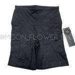 Yogalicious Lux Camo Hi Rise Bike Shorts Photo 1