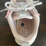 Nike NWOB Women’s Pink  Air Max STYLE DA1923-600 Size 10 Photo 4