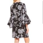 Badgley Mischka Belle  Bell Sleeved black and grey floral Jacquard dress sz 6 Photo 6