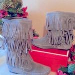 LC Lauren Conrad LAUREN Conrad Fringe Fashion Gray Boots Photo 0
