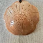 coconut shell beaded flower pendant necklace Photo 1