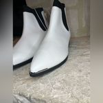 Worthington  Brighton White pointed toe booties sz 11 Photo 3