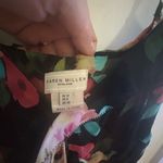 Karen Millen size 8 black floral floaty dress w/ pleating detail. Black, flowers Photo 7