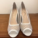 Silver open toe shoes. Size 8.5 Photo 3
