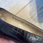 Salvatore Ferragamo  Women’s Brown Snakeskin Leather Almond Toe Heels Size 7.5 Photo 9