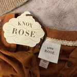 Knox Rose Womens XS Top Brown Ribbed Henley Embroidered Shoulder Detail Tee NWT Photo 3