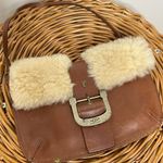 UGG  Australia Leather Shoulder Bag Sherpa Lined Purse Cognac‎ Brown Buckle Photo 3