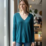 Vince DEEP VNECK LONG SLEEVE TUNIC Blue green turquoise top M Photo 1