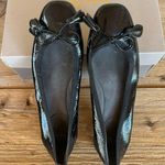 Stuart Weitzman Stuart Weizman black patten leather ballet flats / bows / tassels size 9 Photo 0