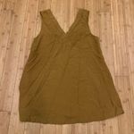 Grade & Gather Womens v-neck tan top Photo 0