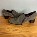 Munro  Annee Suede Heel Pump Size 8.5 N Narrow Taupe Gray Zipper Booties NEW‎ Photo 2