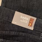 7 For All Mankind  Kaylie slim & sexy supermodel bootcut jeans size 30 Photo 7