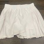 Alo Yoga ALO ACES TENNIS SKIRT IN WHITE Photo 3