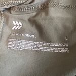 All In Motion  Women's Green Stretch Woven Lined Pants - Size Large - NWT Photo 1