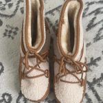 JustFab Women's London Flat Boots Cognac Size 7.5 Photo 4