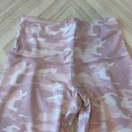Strut this  Women’s Pink & White Camouflage Leggings Photo 2