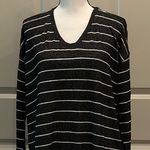 Well Worn V-Neck Top Photo 2