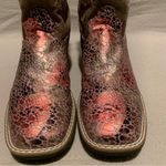 Women’s Western Squared Toe Boots Size 5.0 Photo 1