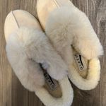 Glaze  Cream Plush Fur Slippers Photo 0