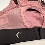 Zyia  Active Lilac Clasp Mesh Padded Sports Bra Size Small Photo 3